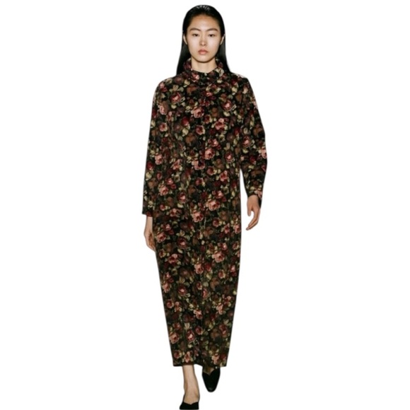 NWT Weili Zheng Velvet Floral Button Front Runway Maxi Dress Coat Duster Size L - Picture 1 of 13